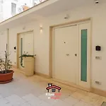 Guest Space Dante - Center , Fast Wi-fi - * Bari